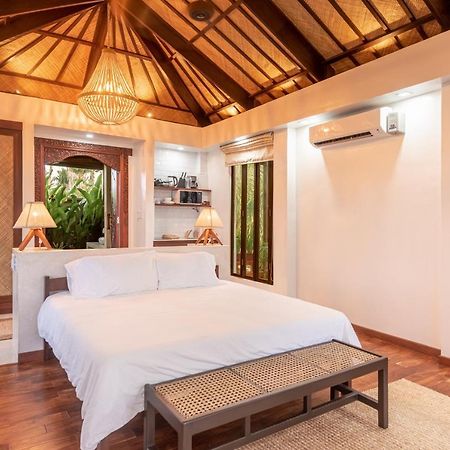 Villa Juan - A Beach Front Villa In General Luna Siargao Экстерьер фото