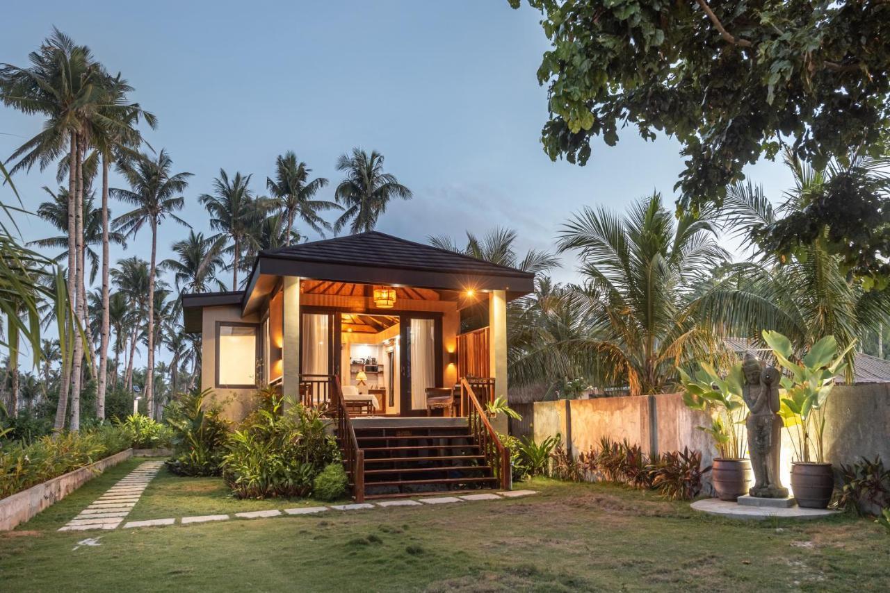Villa Juan - A Beach Front Villa In General Luna Siargao Экстерьер фото