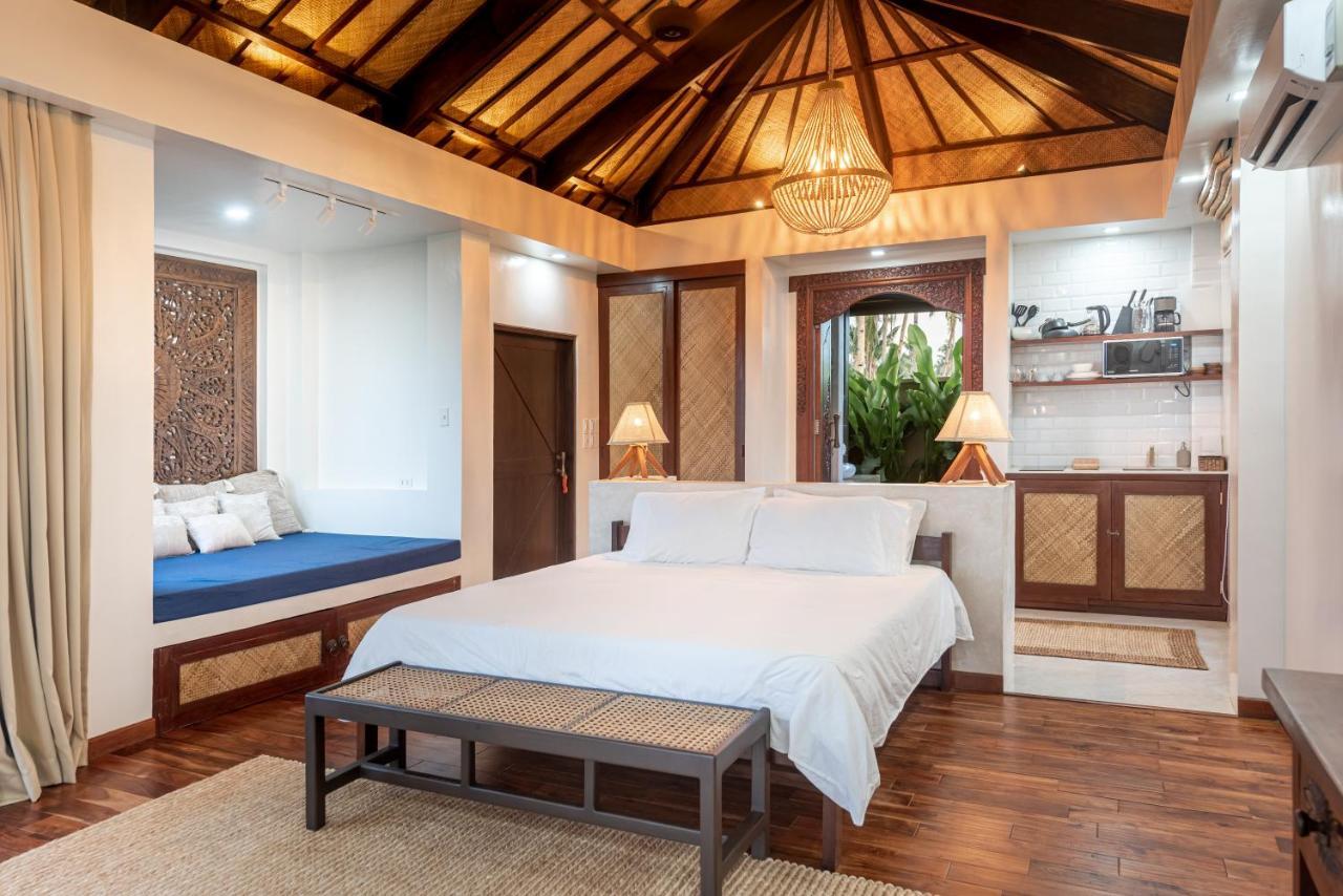 Villa Juan - A Beach Front Villa In General Luna Siargao Экстерьер фото