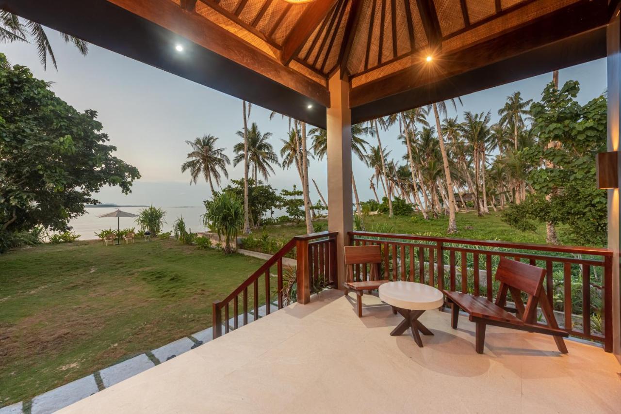 Villa Juan - A Beach Front Villa In General Luna Siargao Экстерьер фото